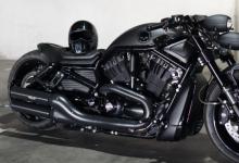 前沿汽车资讯:DD Designs定制的Harley-Davidson Night Rod宽且被完全谋杀