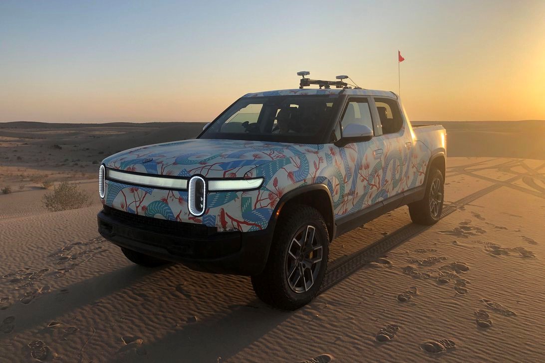 Rivian R1T电动皮卡正在Rebelle Rally中运行