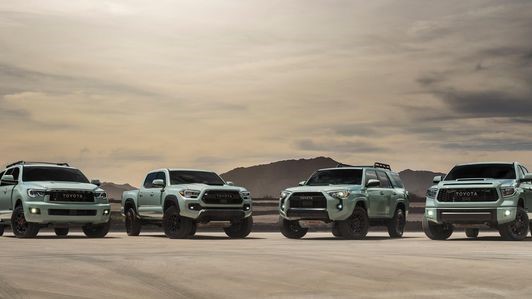 2021年丰田4Runner，红杉，塔科马和Tundra TRD Pro获得了超越世俗的Lunar Rock颜色