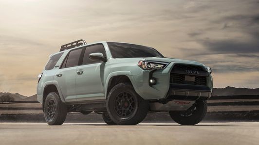 2021年丰田4Runner，红杉，塔科马和Tundra TRD Pro获得了超越世俗的Lunar Rock颜色