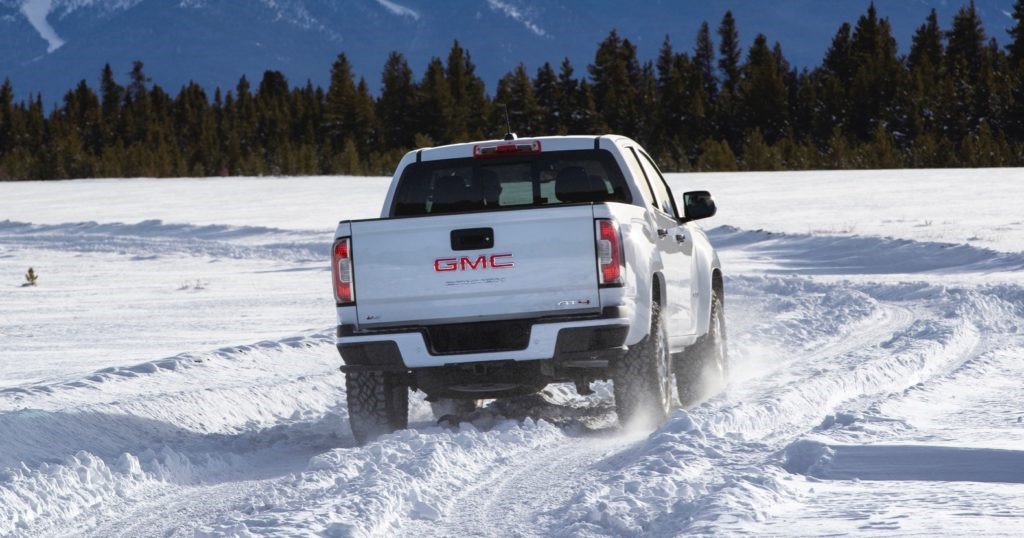 2021年GMC Canyon AT4即将下雪